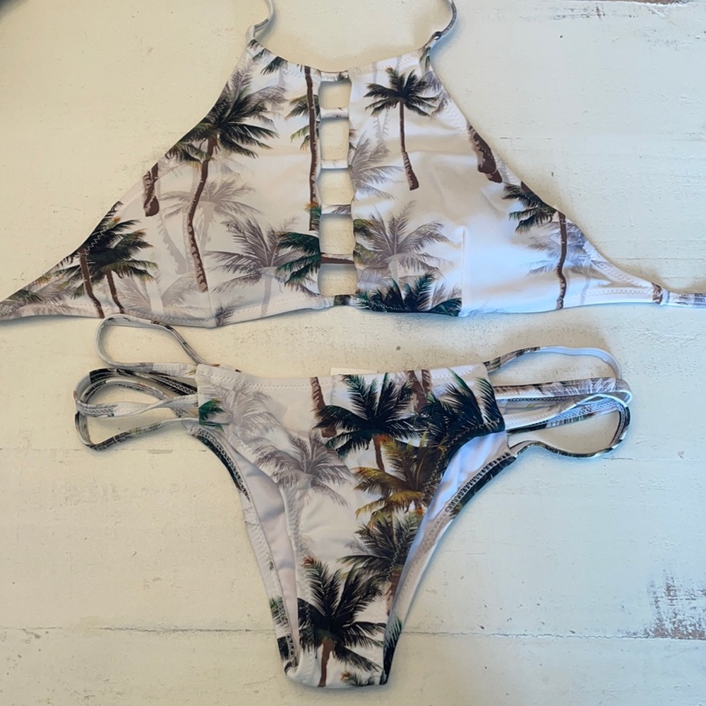 BeachJoy Palm Tree Bikini Set